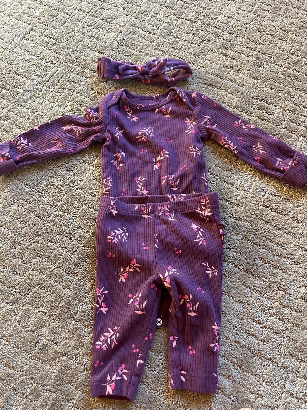 Carter's Purple Floral Ribbed 3-Piece Baby Matching Set - Picture 7 of 9